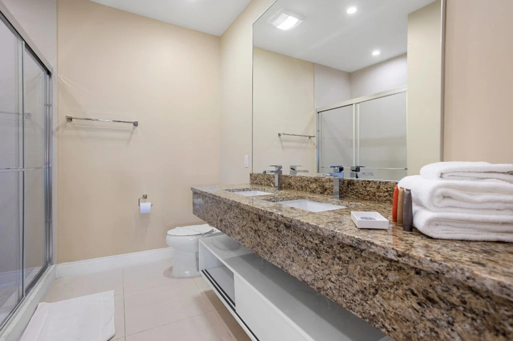 4 Bedroom 45 Bathroom Magic Village 3239 Ba