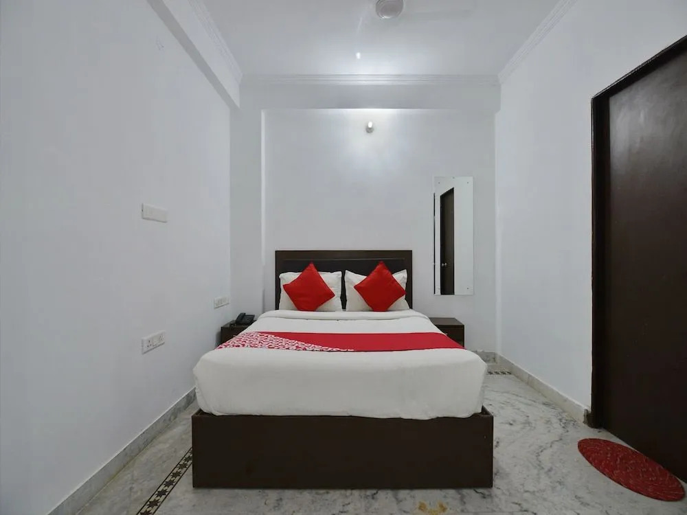 OYO 8832 Hotel jaipur Classic