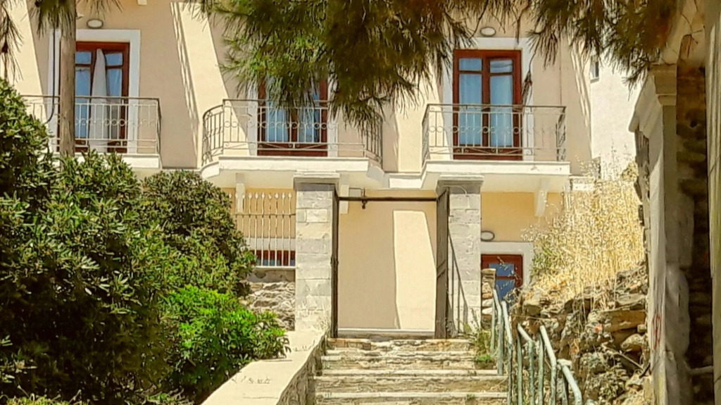 Electra Syros