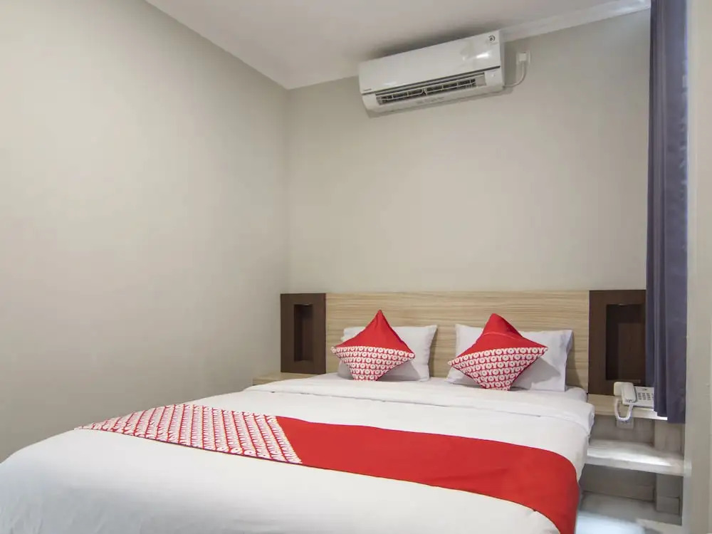 Stay At H by OYO Rooms