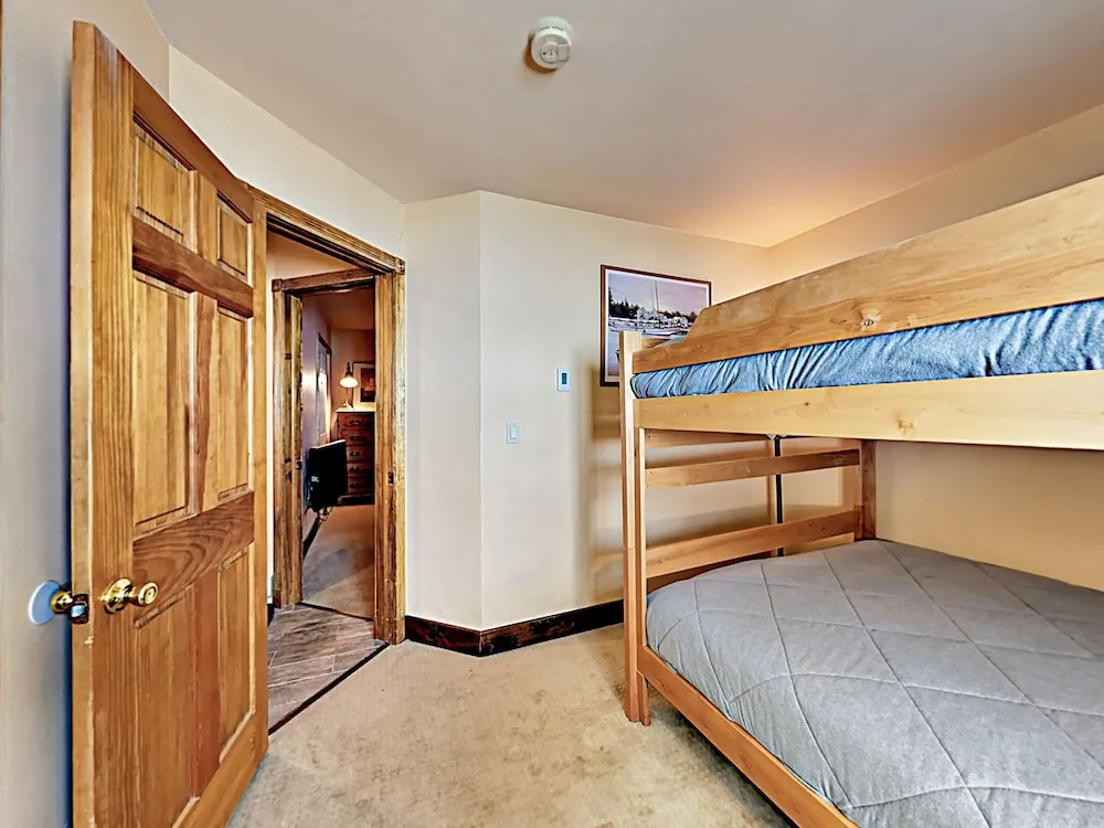 Roomy 3112 - 3 Br Townhouse