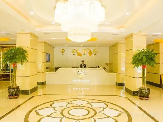 Platinum International Hotel (Tongjiang Russian Style Park Branch)