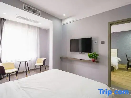 Tianyue Rongxuan Hotel (South Railway Station of Taiyuan Arsenal host the airport)