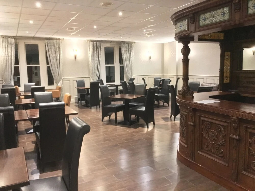 Glen Eden Hotel