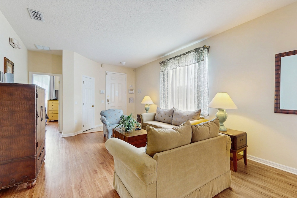 Private Pool, Great for Kids, 12 Miles to Disney Dogs OK, Snowbirds Welcome