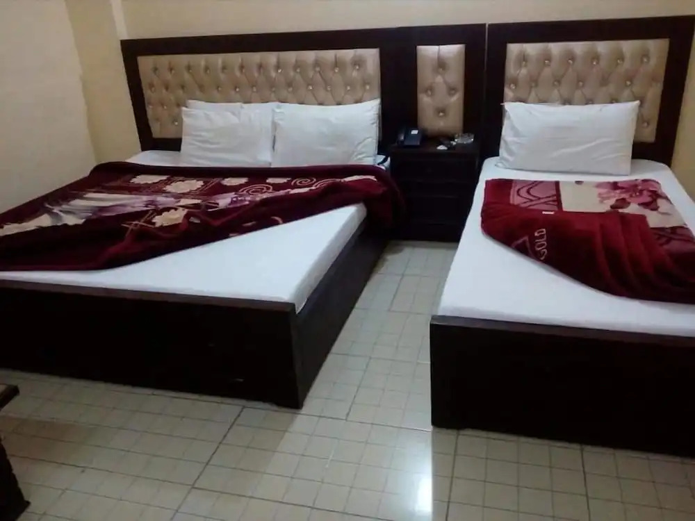 Hotel Sky Inn