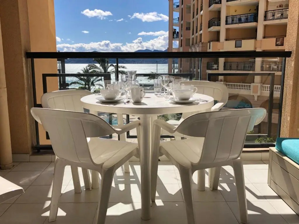 Cannes design vue mer