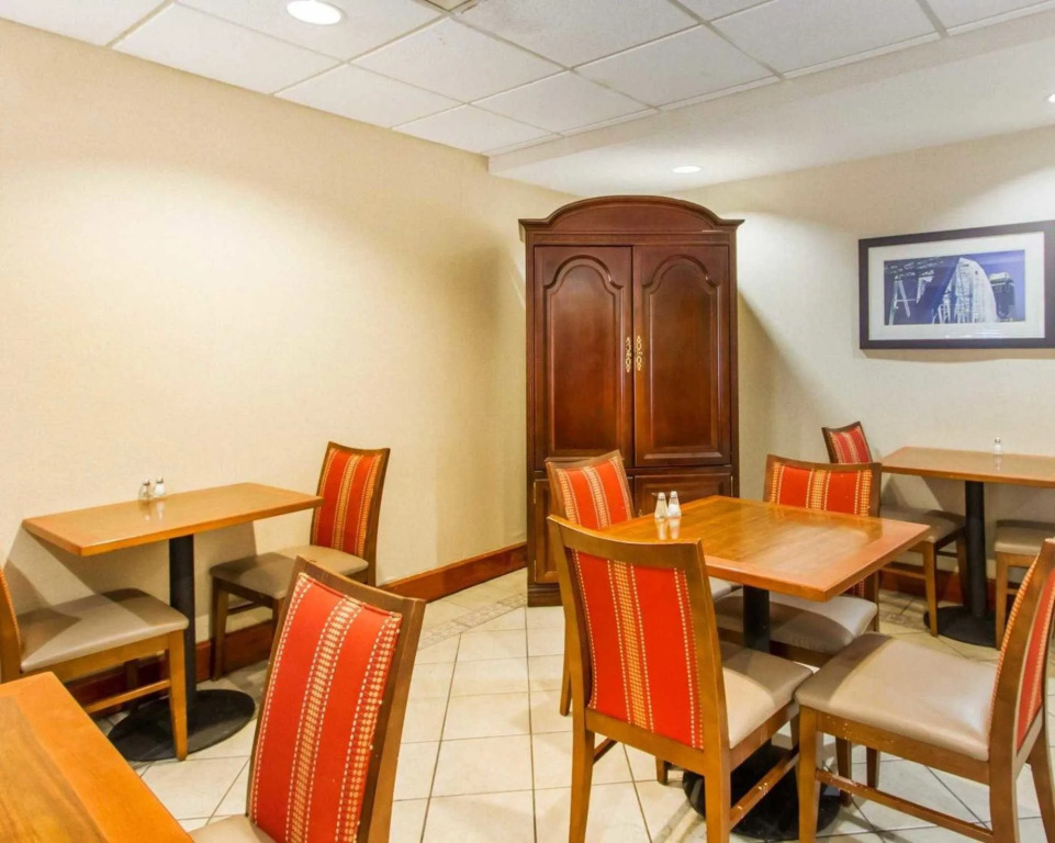 Quality Inn Clarksville - Exit 11
