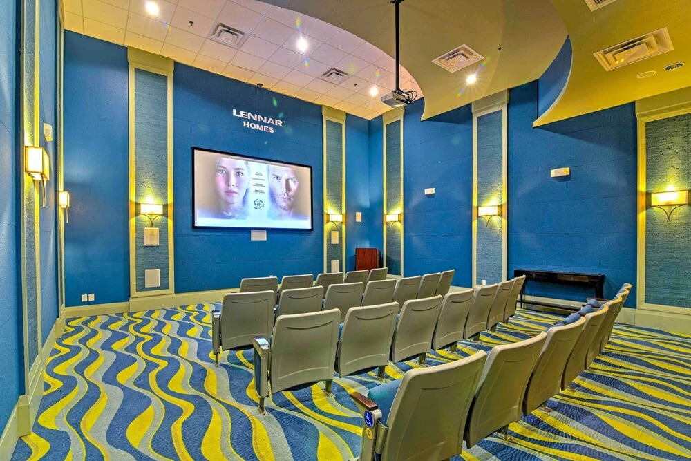 Easy Access to Theme Parks! Family Davenport Gem