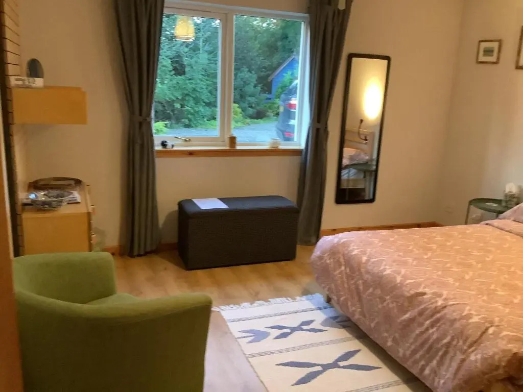 22 miles from Edinburgh-Double room-Welcoming B&B