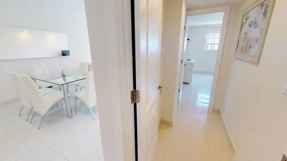 Premium 1 Bedroom +den Ocean View Or925