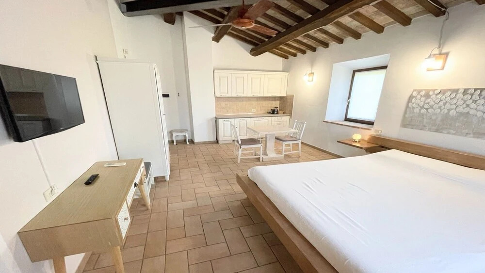 Contemporary Villa With Pool - Spello By The Pool - Sleeps 11 Exclusively Yours