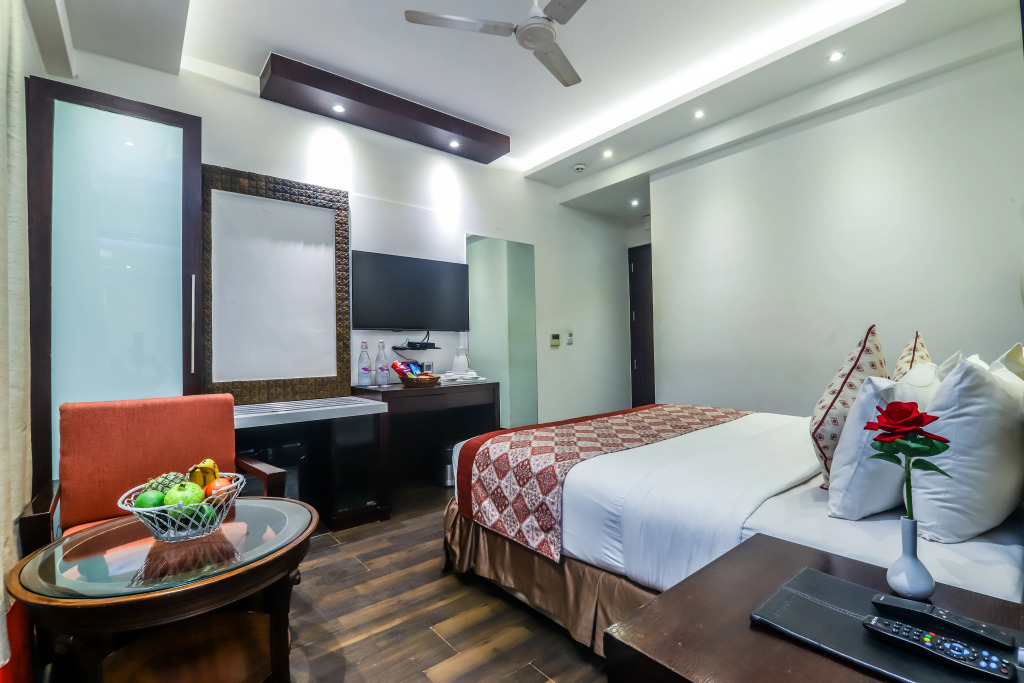 Hotel Grand Godwin -Near Connaught Place, New Delhi- Free Airport Pick-Up