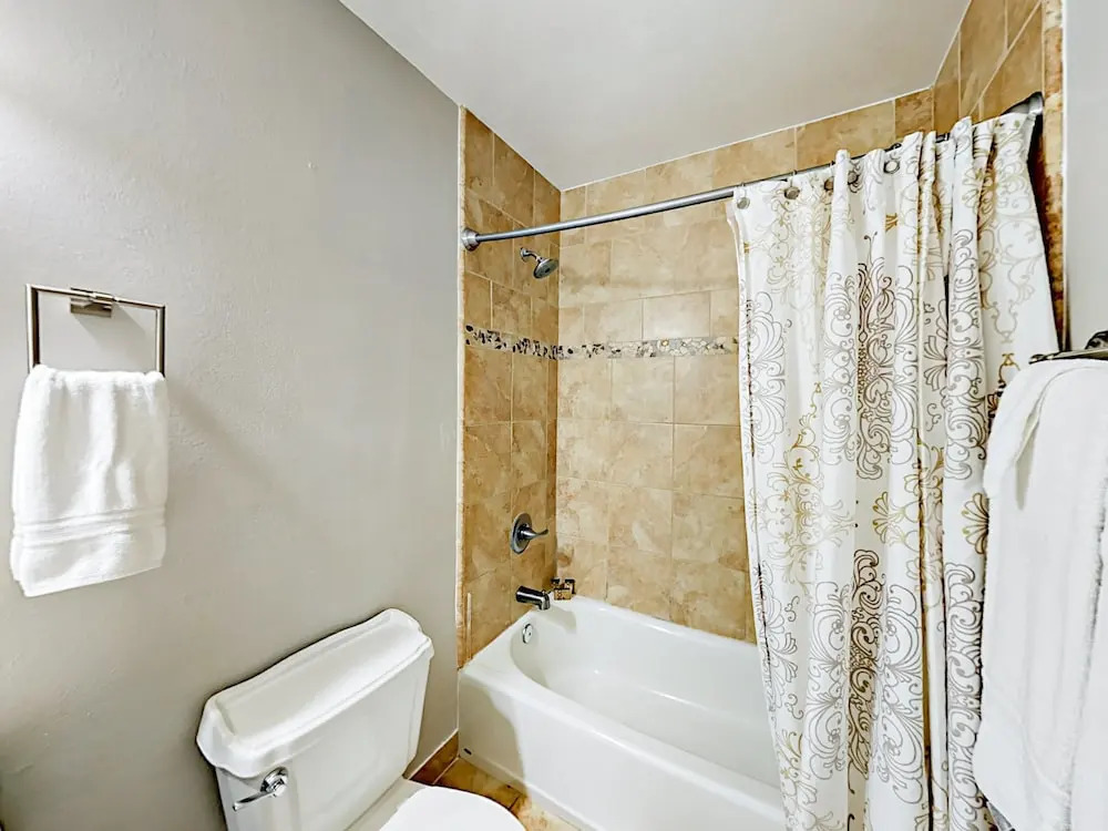 7258 E Wilshire Dr Home