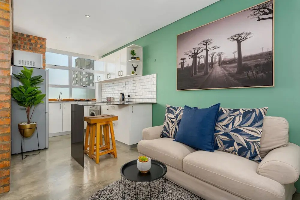 Montclair 306