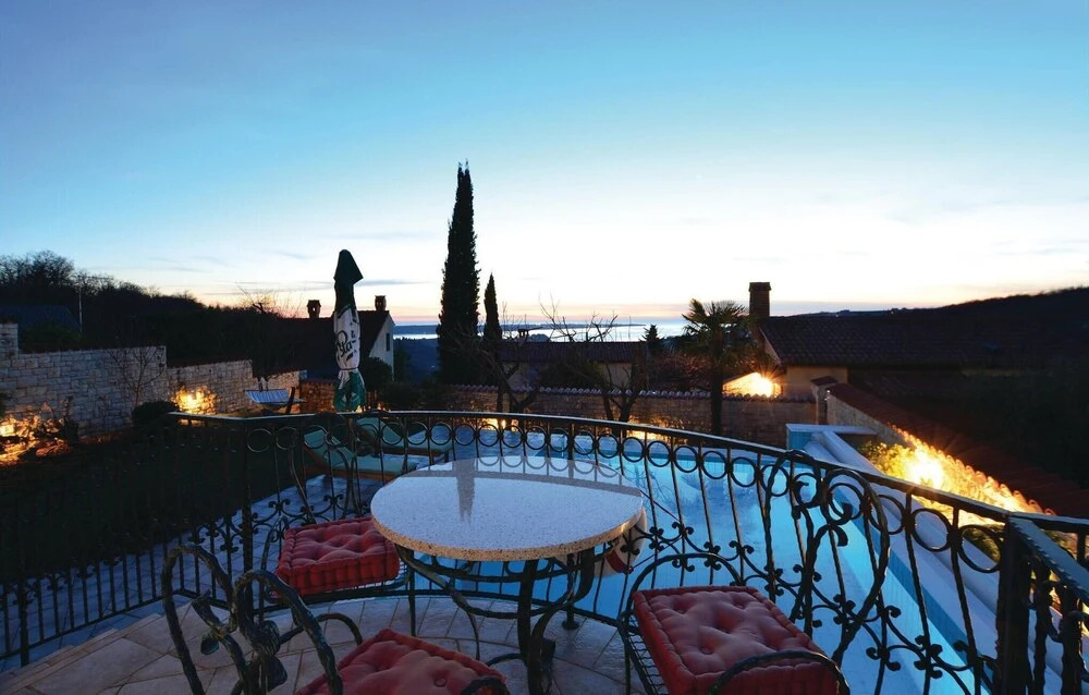 Amazing Home In Izola