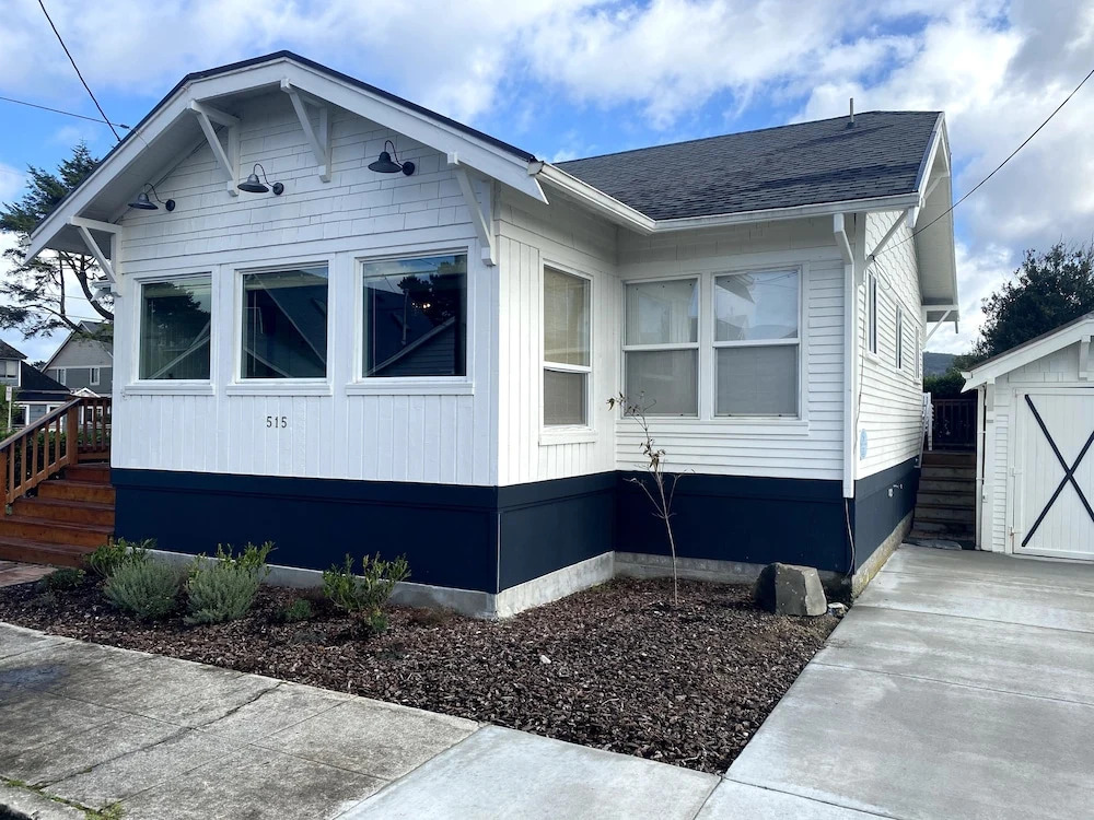 Salt House - 2 Br Home