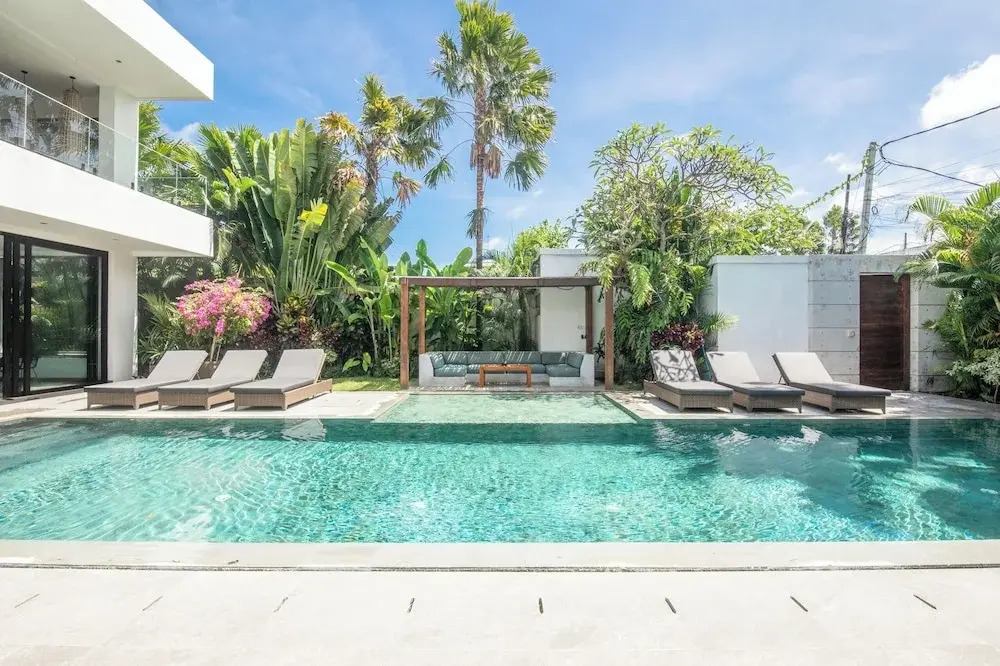 Niko2 · Marvelous 5 Bedroom Villa Close to Finns