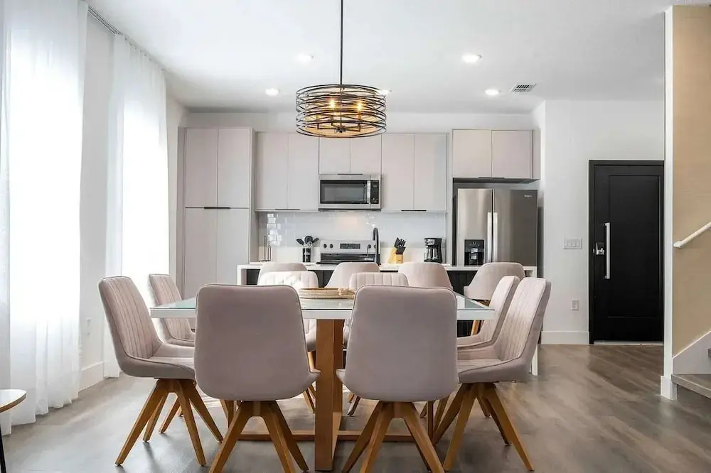 Luxury Villas Collection - Near Parks & Shopping