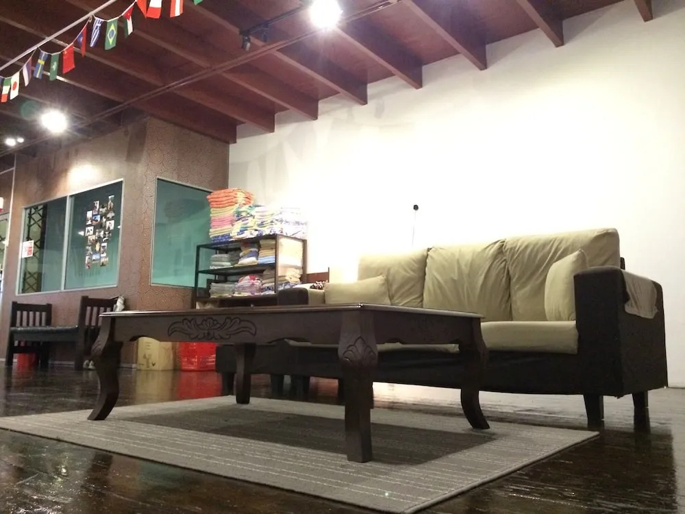 1981 Guest House