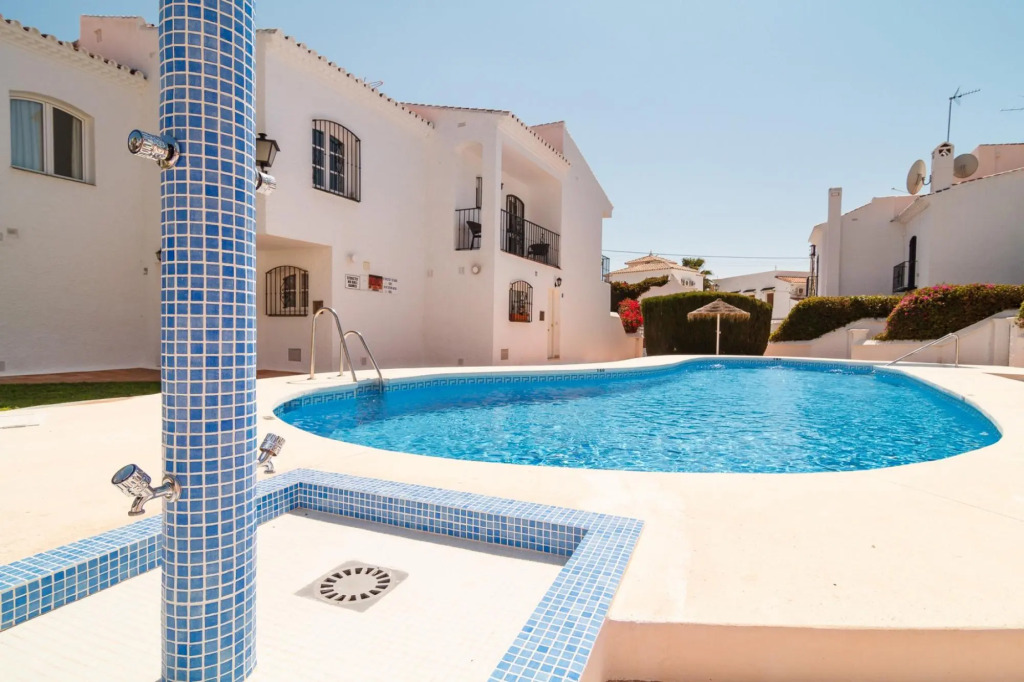 Los Pinos 25 Villas Casasol