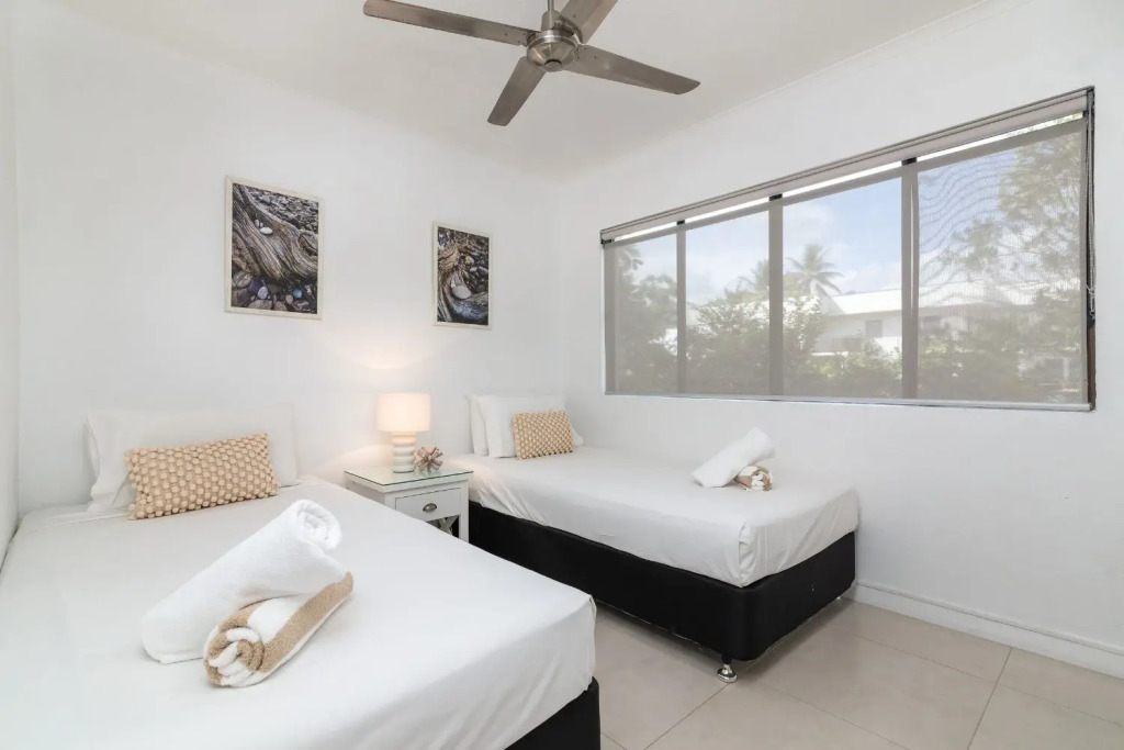 Seascape Holidays - Tropical Reef Apartments