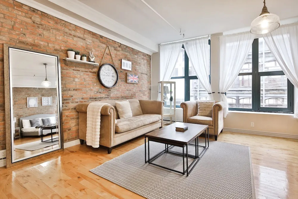 Gorgeous Loft in Old Montreal