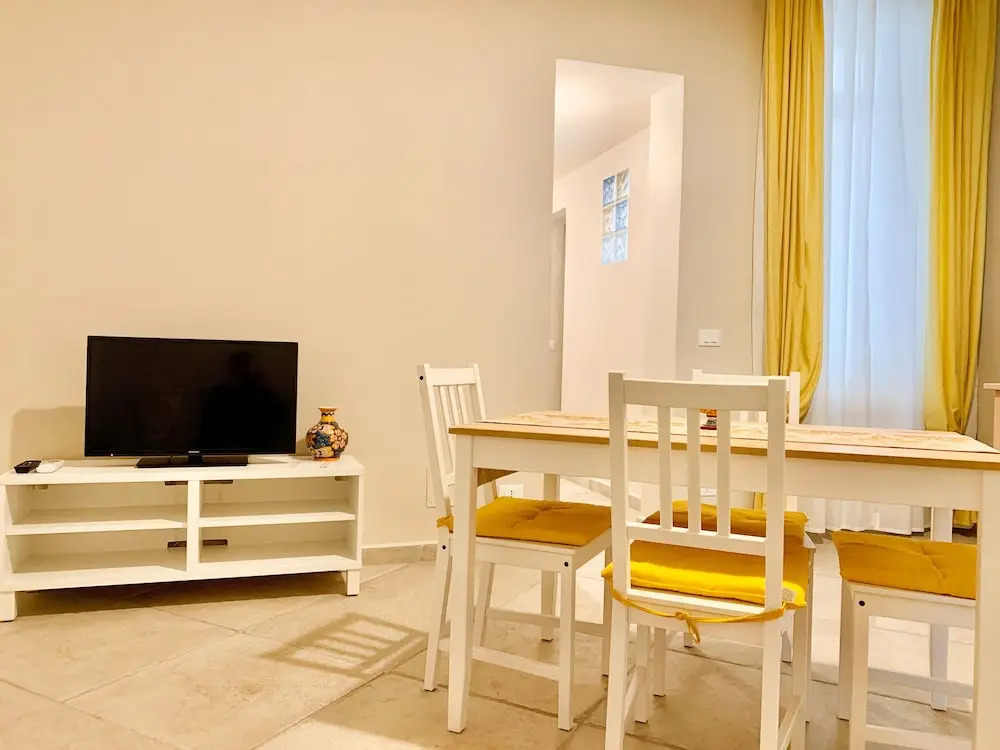 Palermo Centre - Apartments with Private Balcony or Terrace