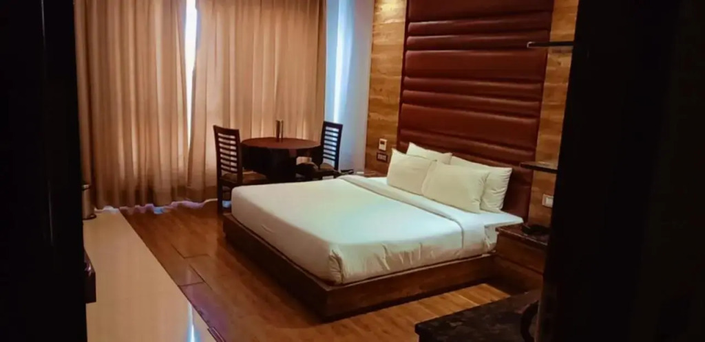 Hotel Newyork Plaza Una