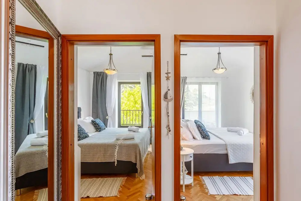 Bright 3-bedroom Apartment in Lovran