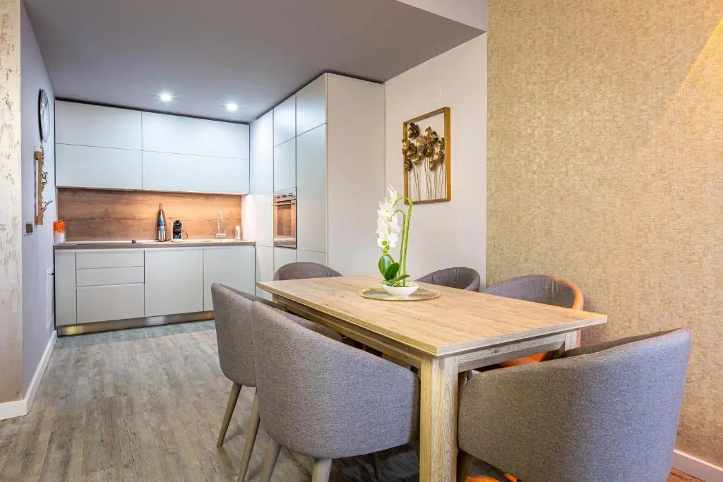 Kron luxury 2 Bedroom Apartment in Silver Mountain