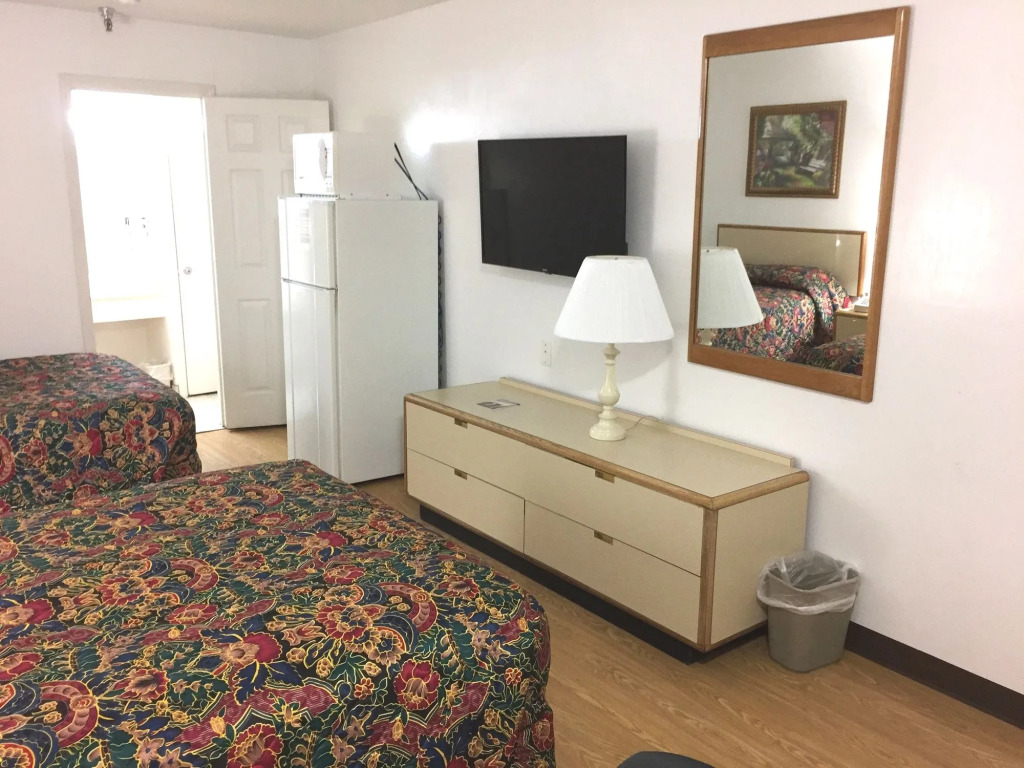 Contempra Inn