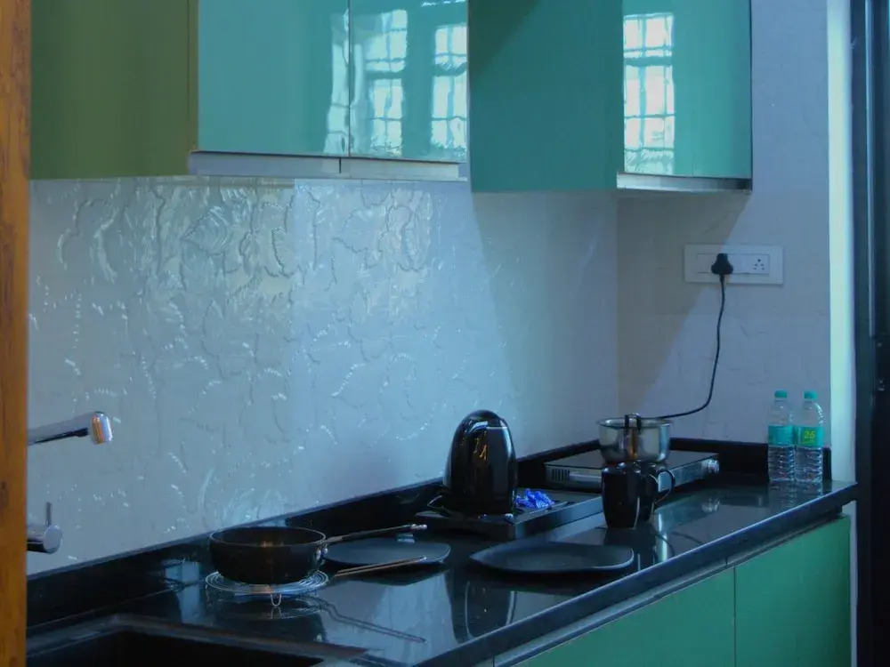 City Service Apartment