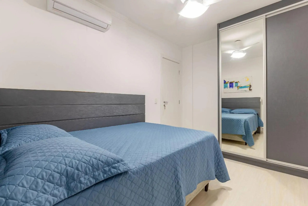 Apartamento para Famílias, Pertinho da Avenida e da Praia de Bombas - 2 dorms 6 pessoas