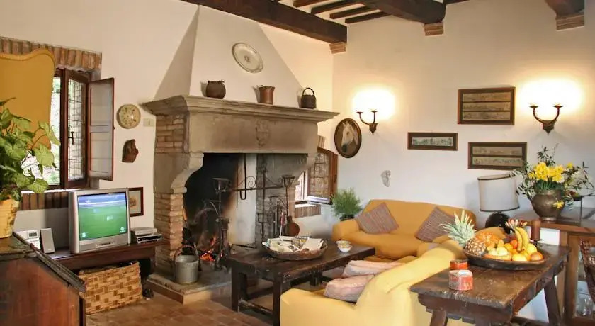 Borgo Magenta