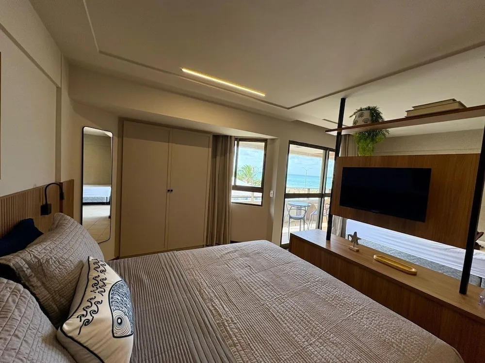 Mirador Suites Beira Mar com Piscina