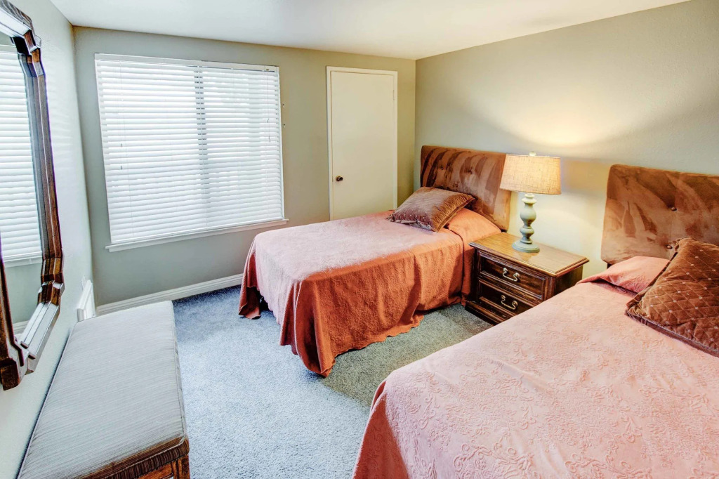 Sherwin Villas 14 - Three Bedroom Condo