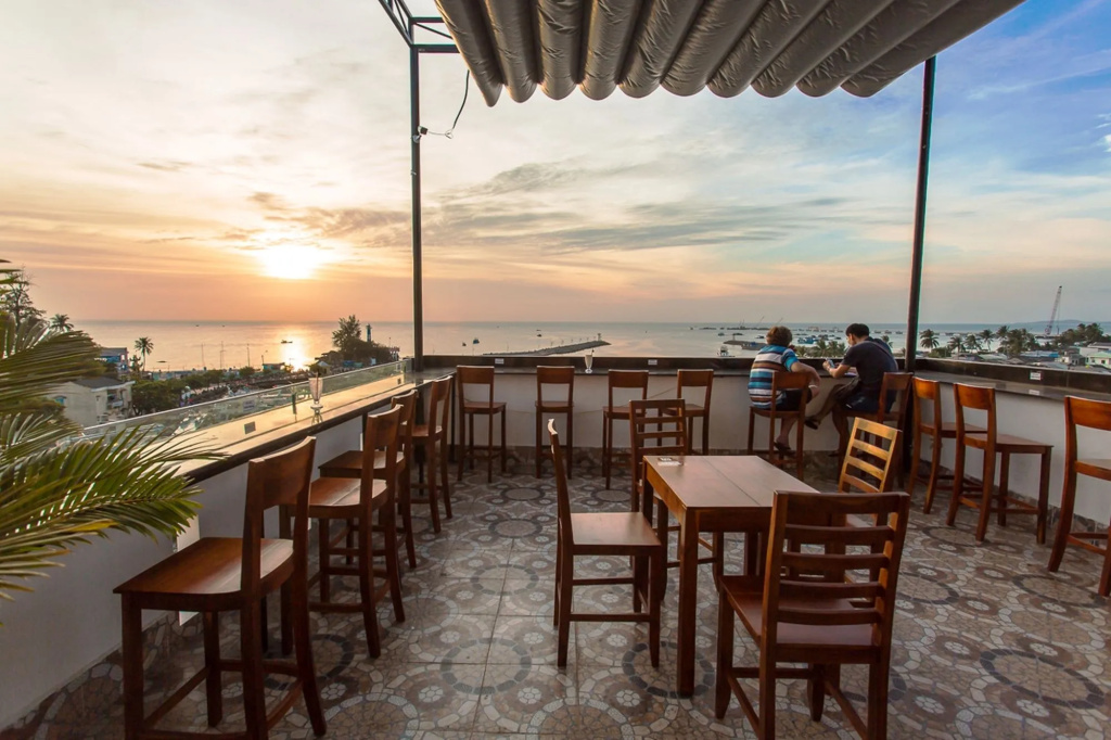 Phu Hong Hotel