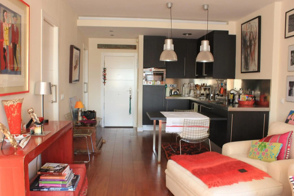 BERNABEU, precioso y alegre apartamento entero