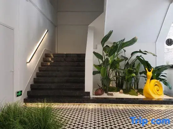 Wojuju Suites (Nanmenwan Branch)