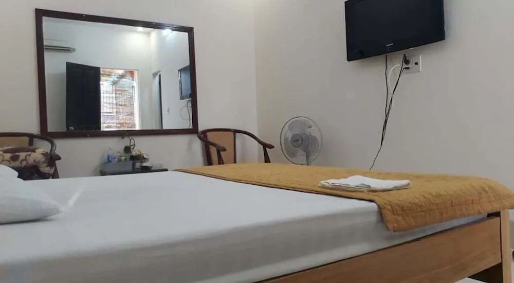 Bong Mai Thai Hoa Hotel