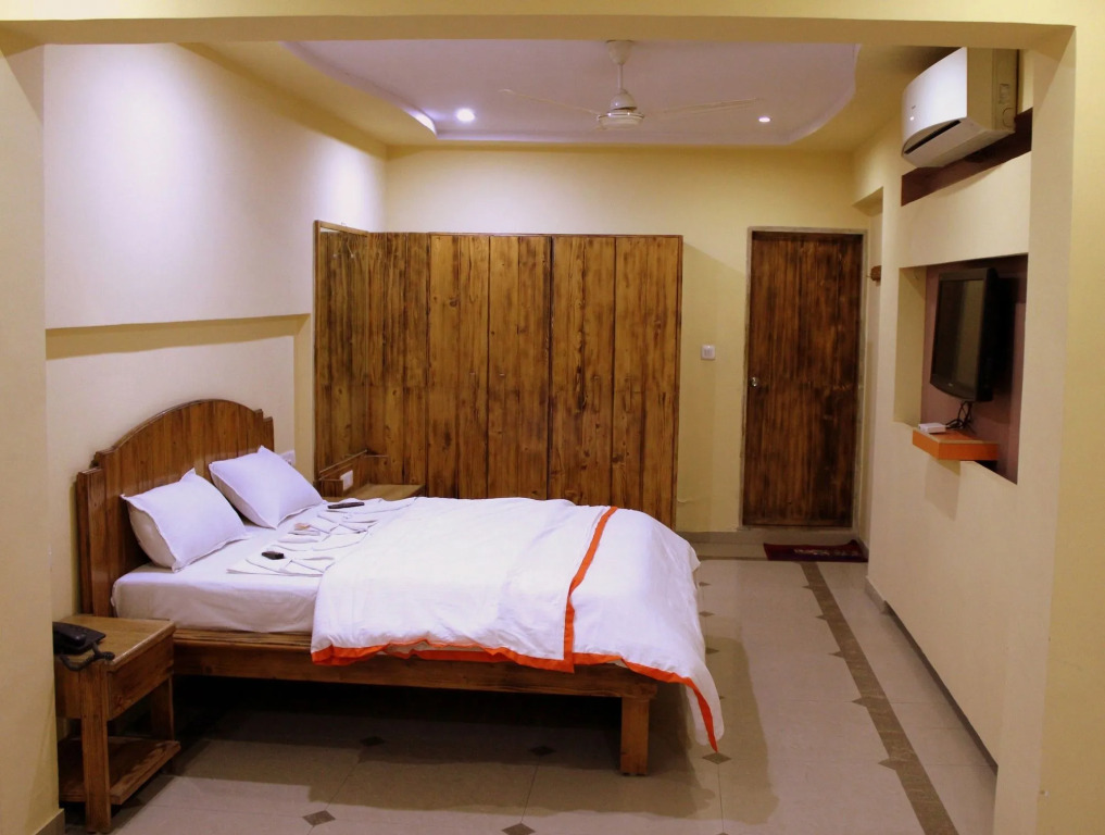 Hotel Orange Inn