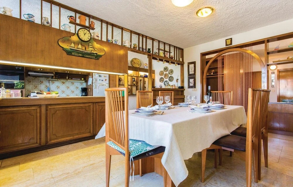 Awesome Home In Malinska With Wifi