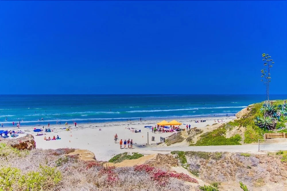 Pacific Shores II 3 Bedrooms 2 Bathrooms Duplex