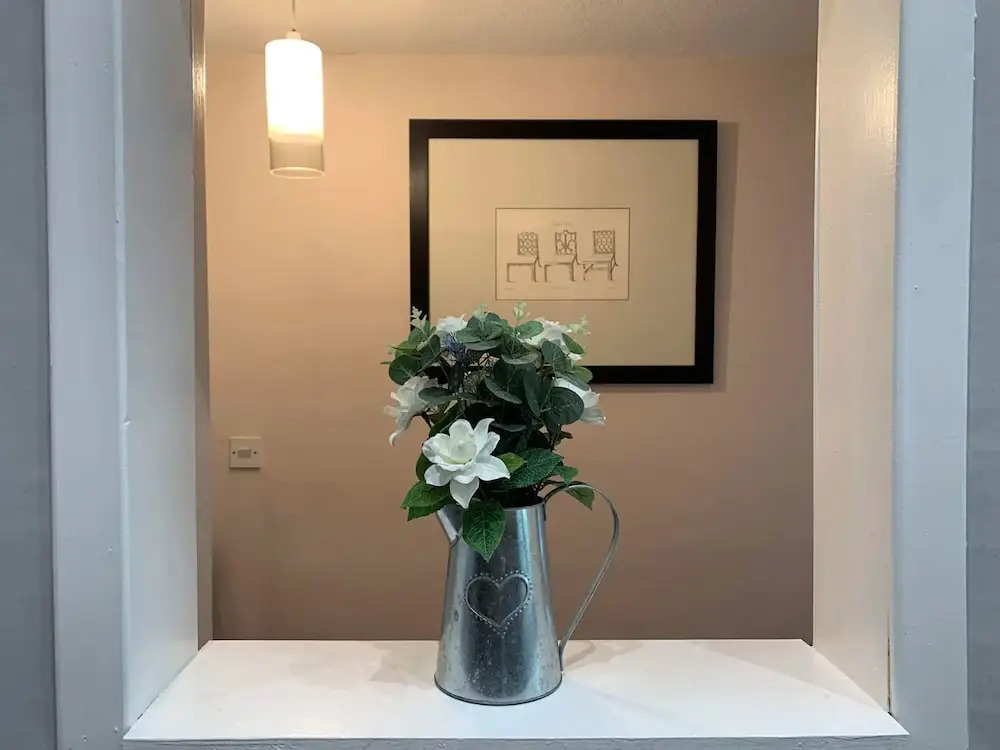 JOIVY Adorable 1 Bed Flat Near West End