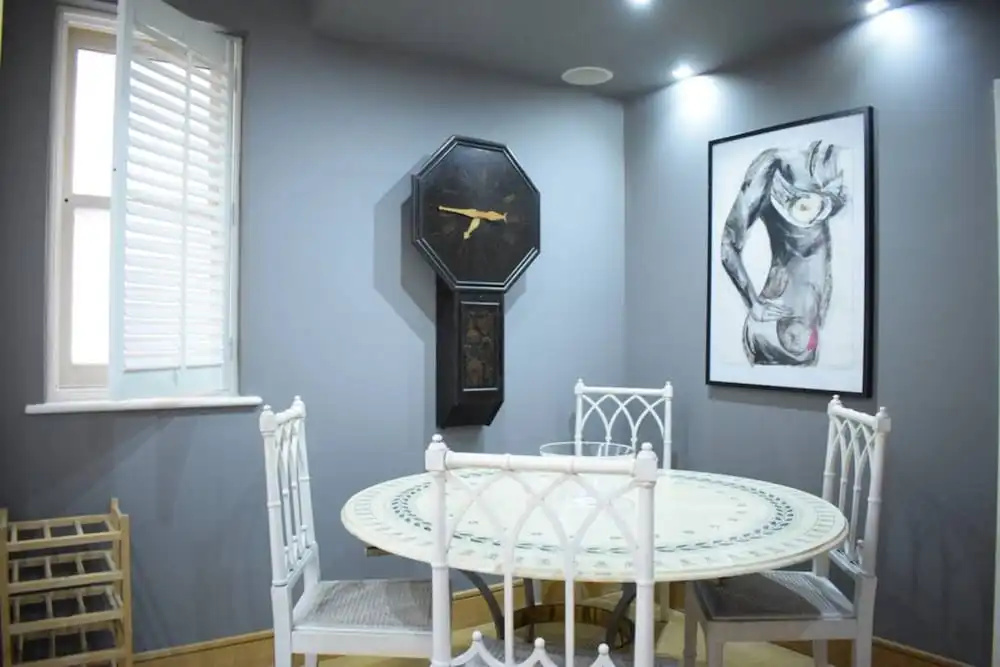 Premium Kensington Retreat 2BR En-Suite AC