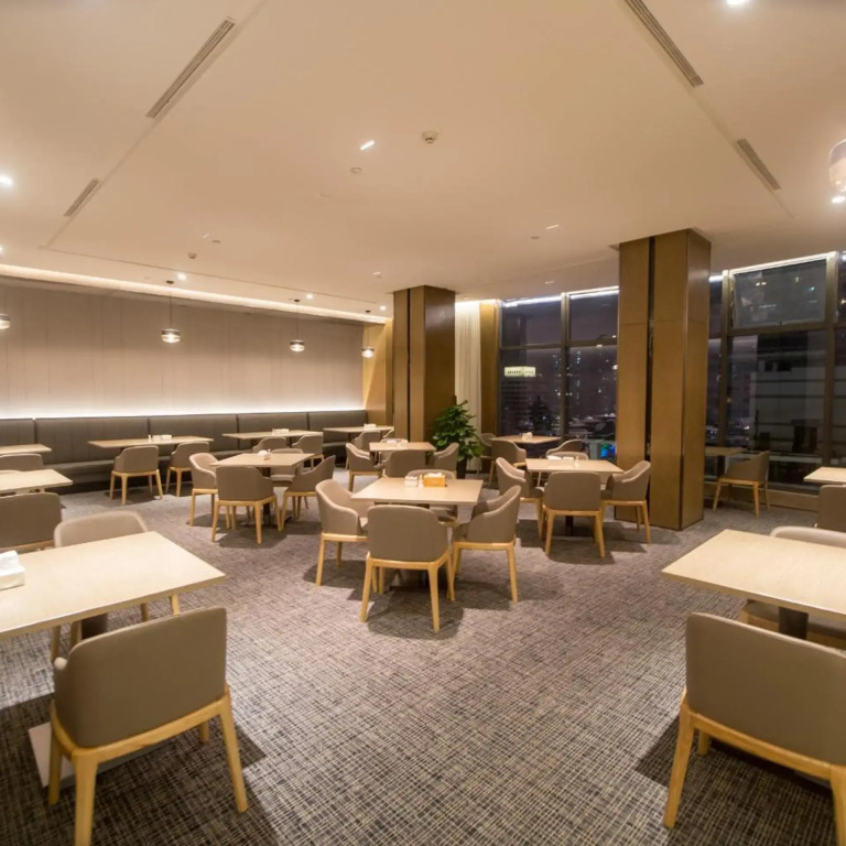 Jingzhuan Yihao Hotel