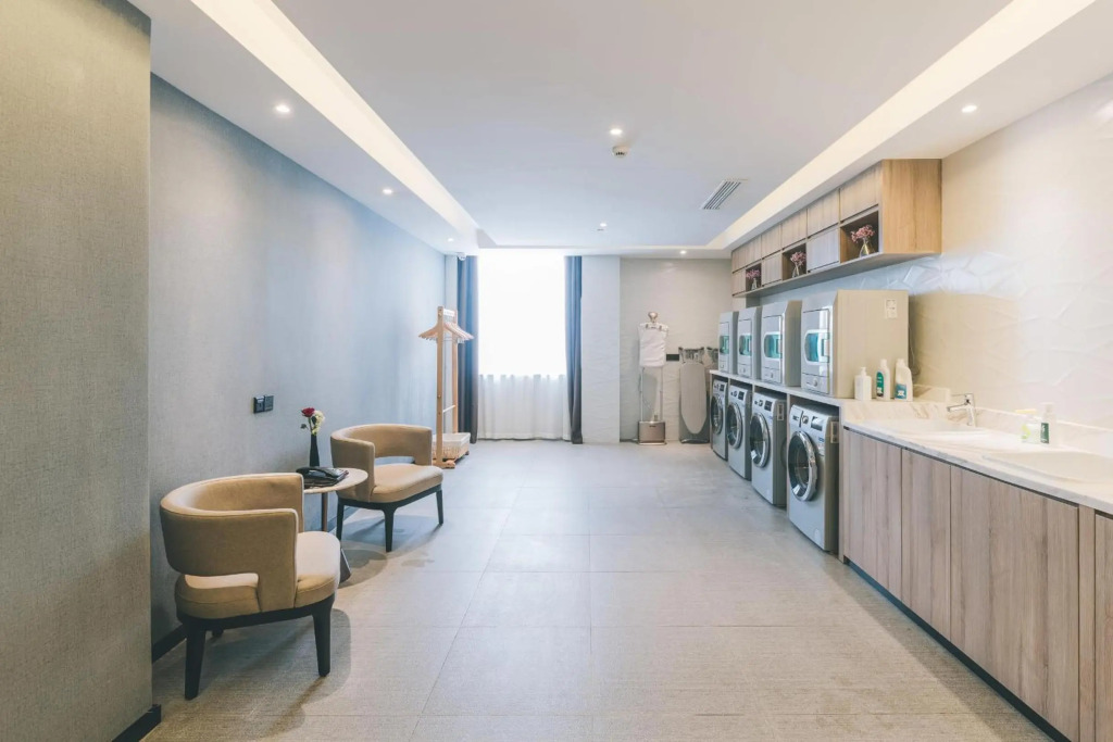 Atour Hotel Kunshan Yongda Commercial Plaza