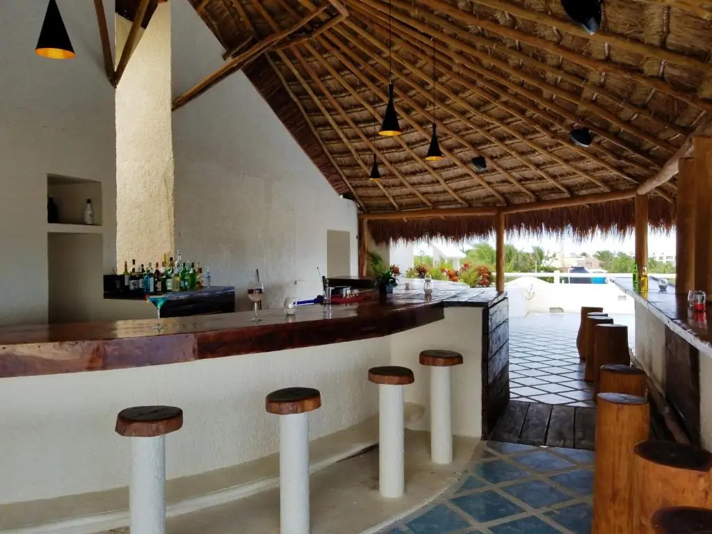Aquatech Villas DeRosa Resort