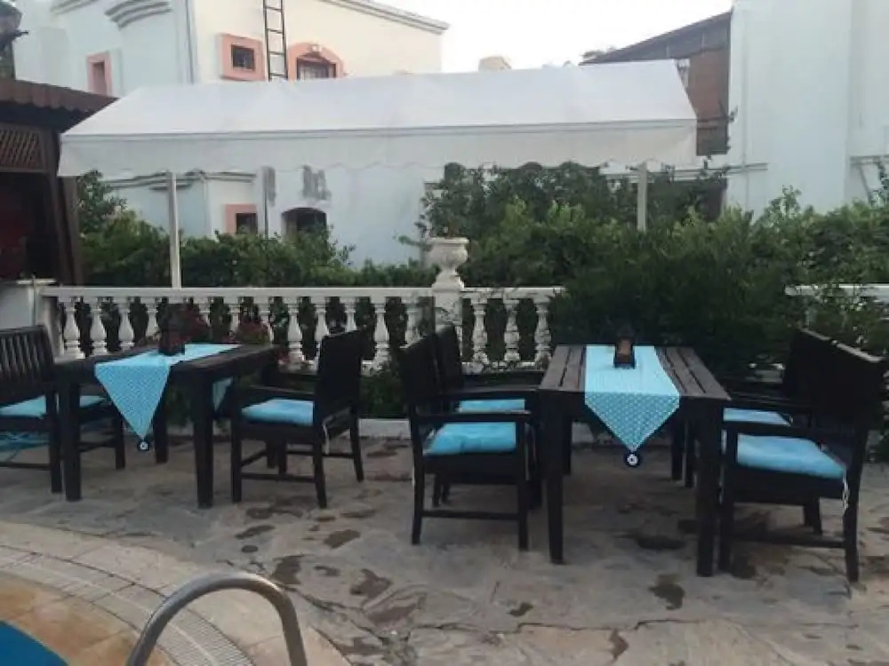 Derin Suite Hotel
